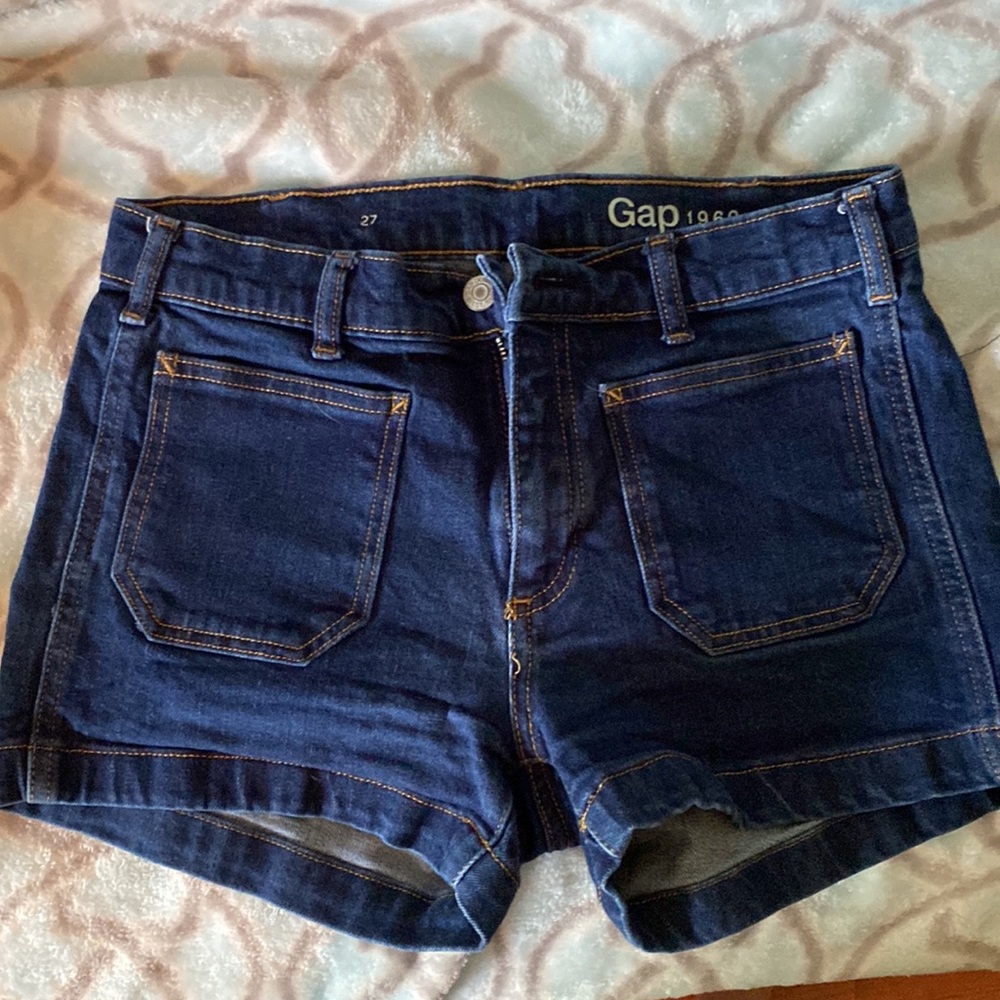 GAP 1969 High Rise Shorts